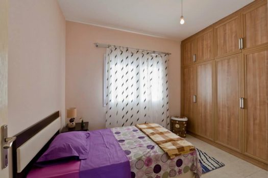 Holiday Rentals 4 bedroom villa with Private Pool