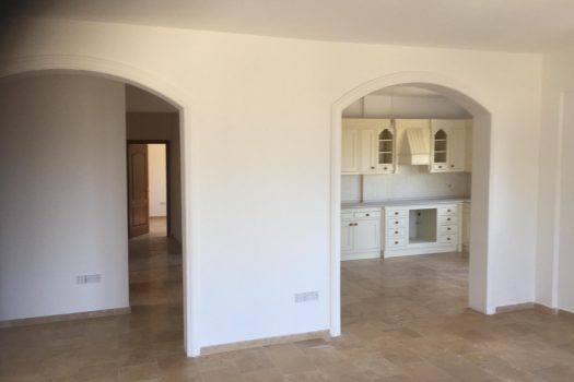 2+1 flat for sale in the mountains in Kyrenia, North Cyprus